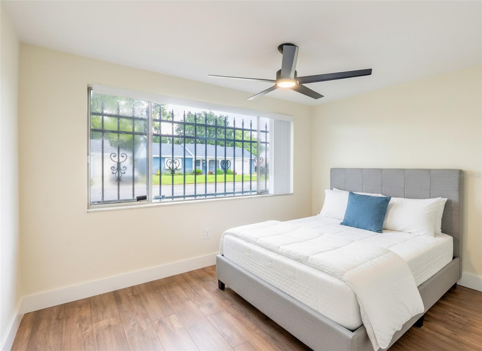 BEACON SQUARE - Residential