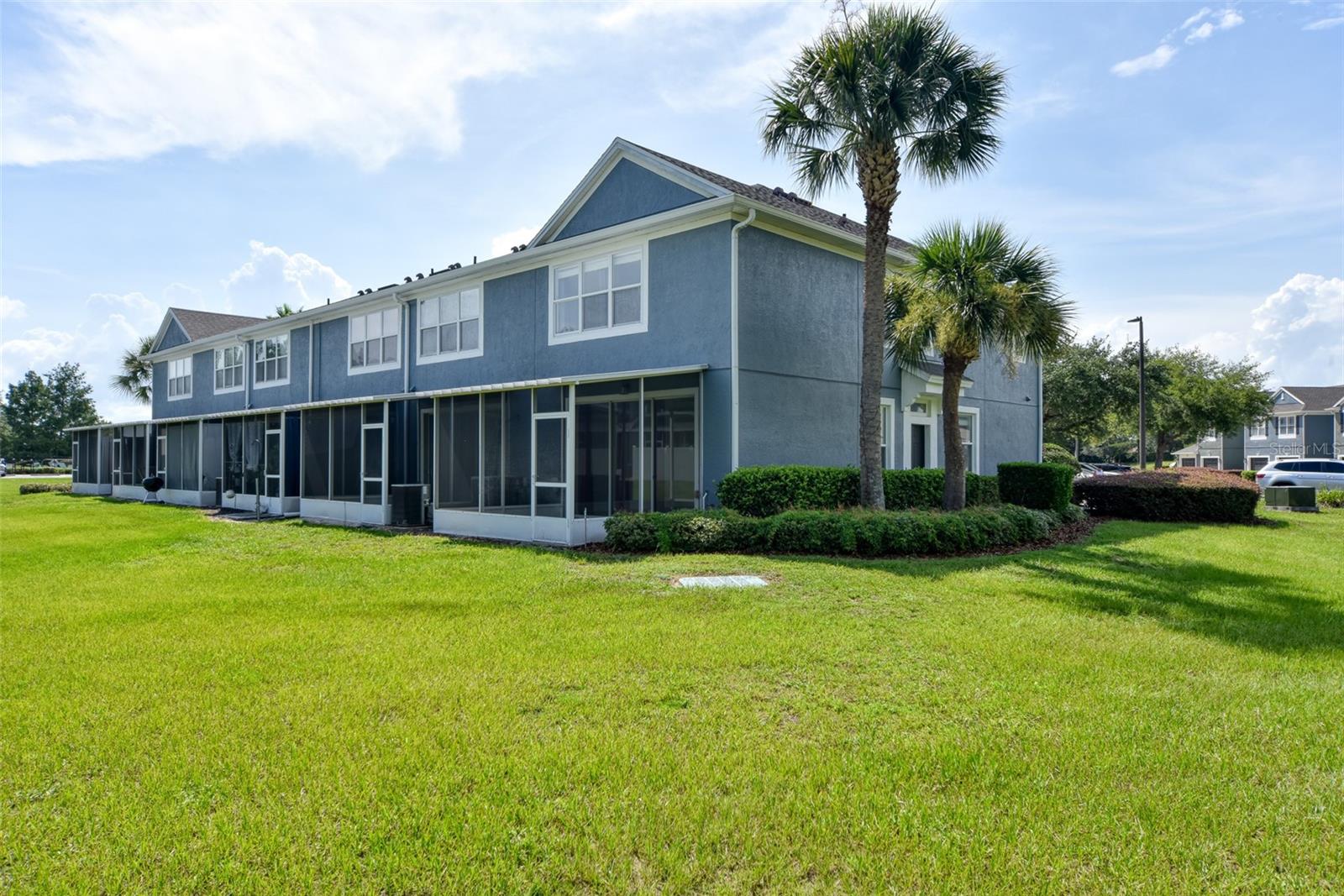 WYNCHASE TWNHMS - Residential