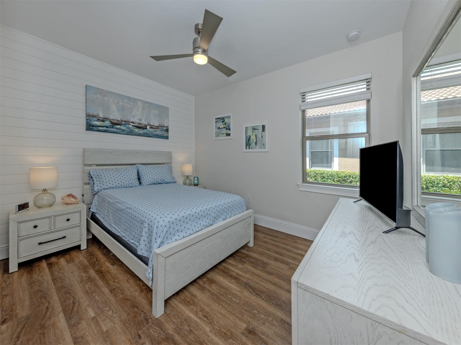 TOSCANA ISLES UN 1 - Residential