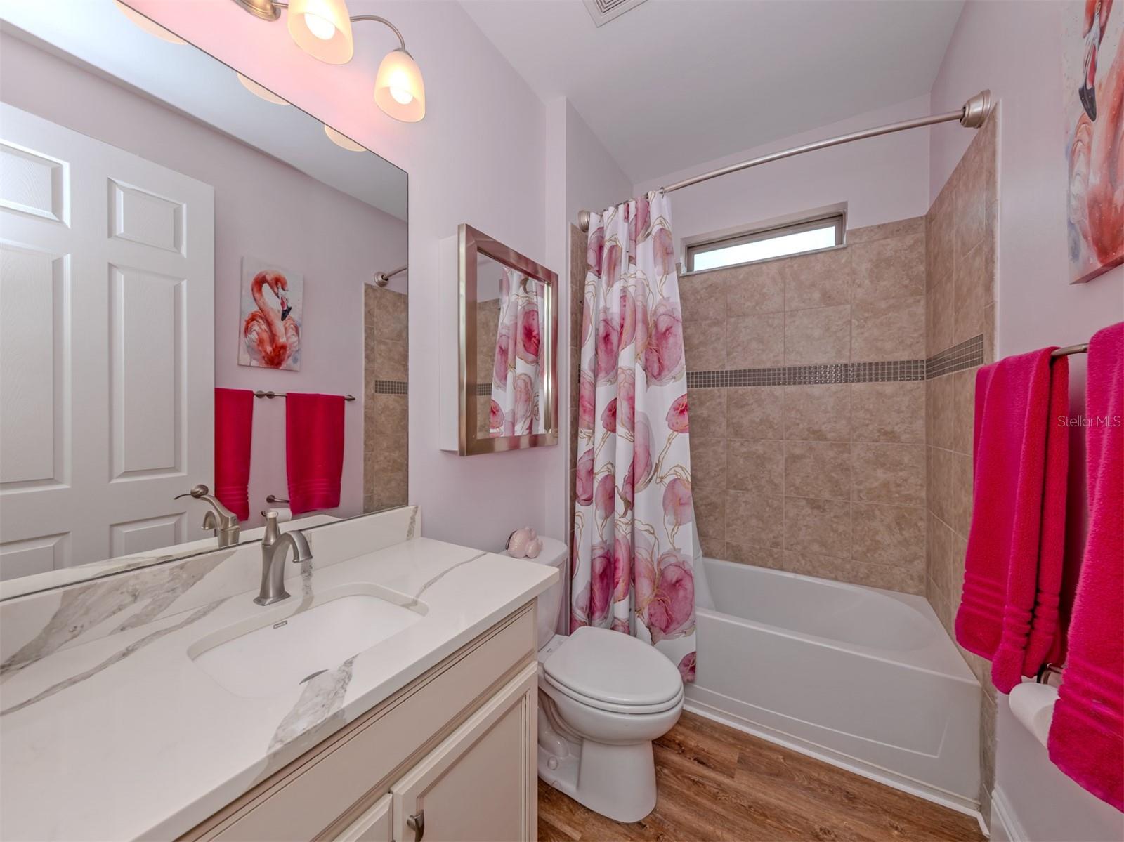 TOSCANA ISLES UN 1 - Residential