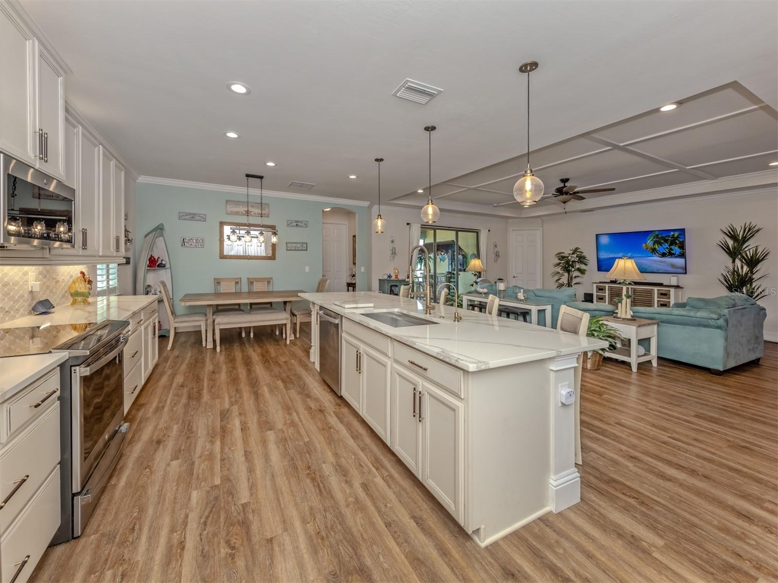 TOSCANA ISLES UN 1 - Residential