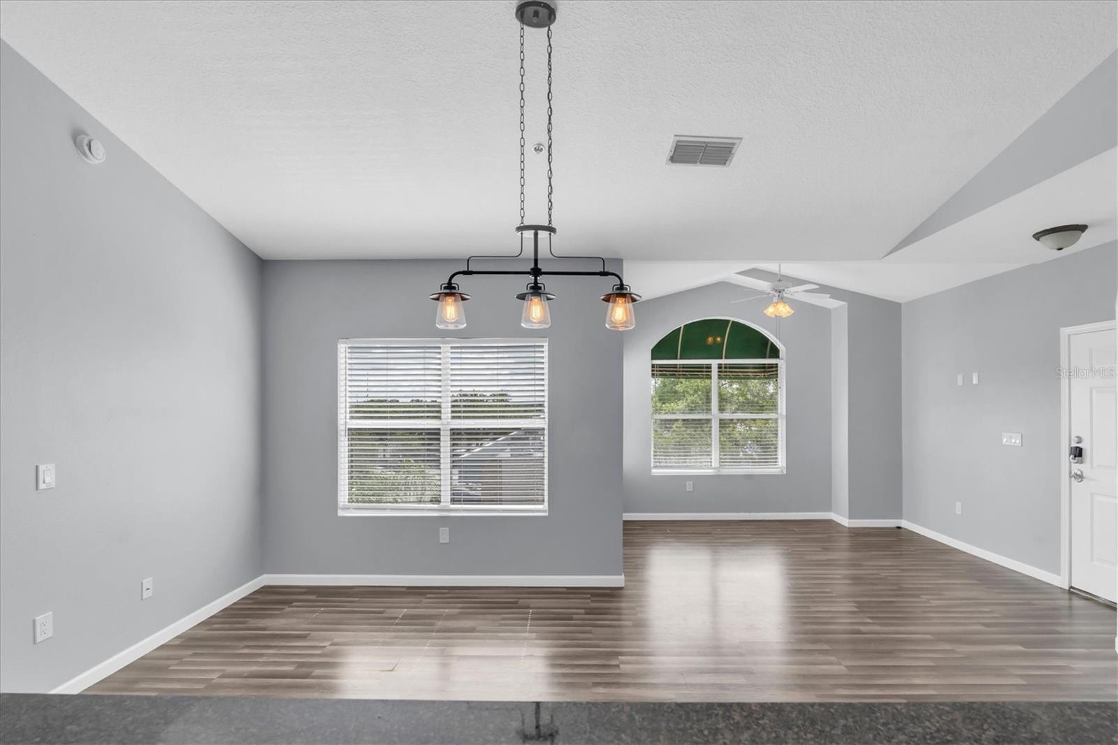 BEACHWAY CONDOS - Residential