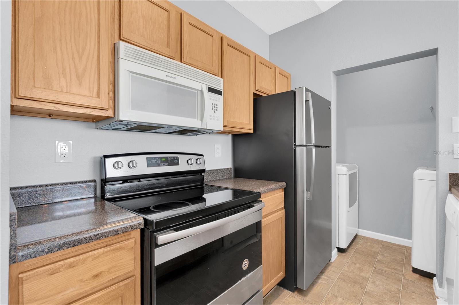 BEACHWAY CONDOS - Residential