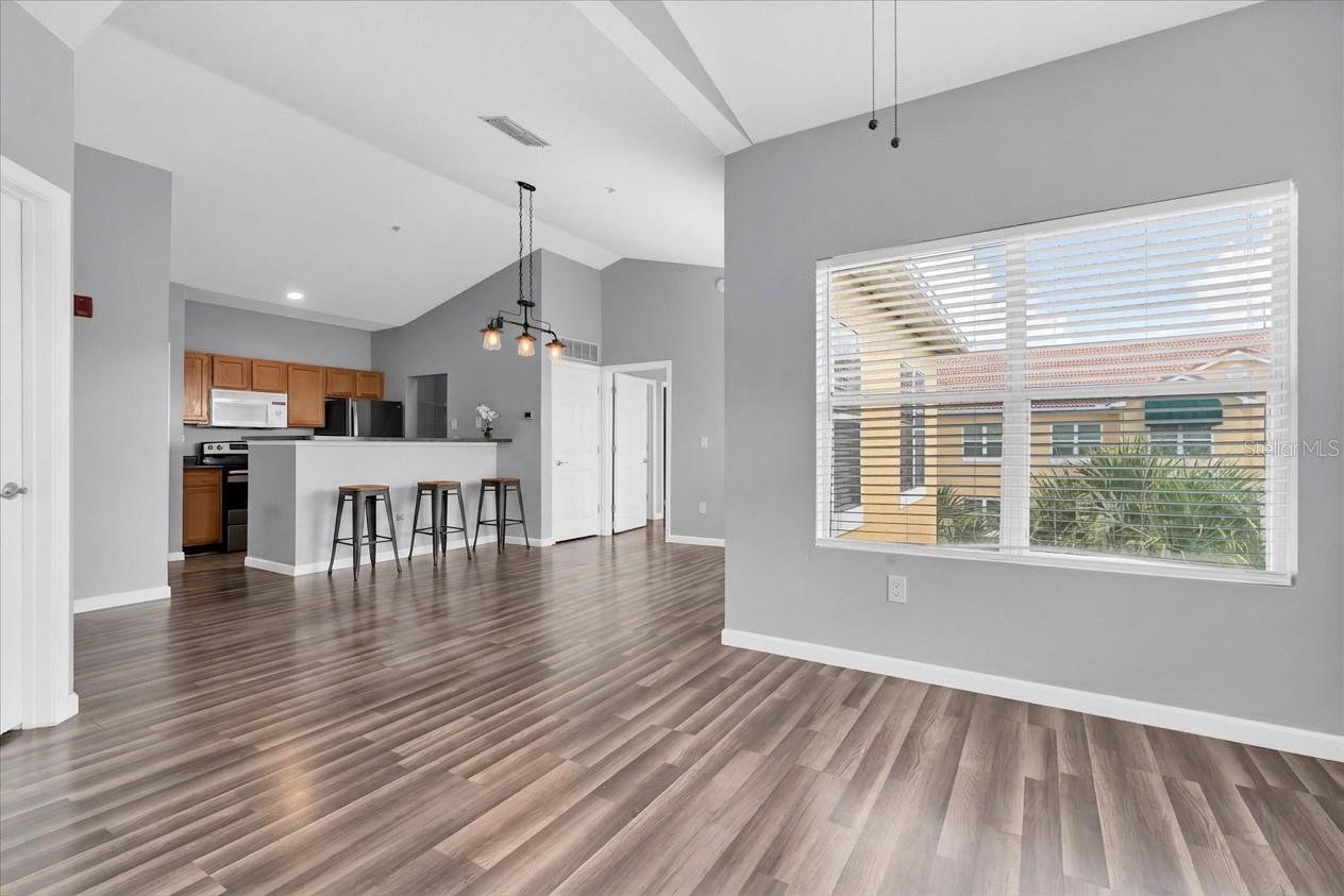 BEACHWAY CONDOS - Residential
