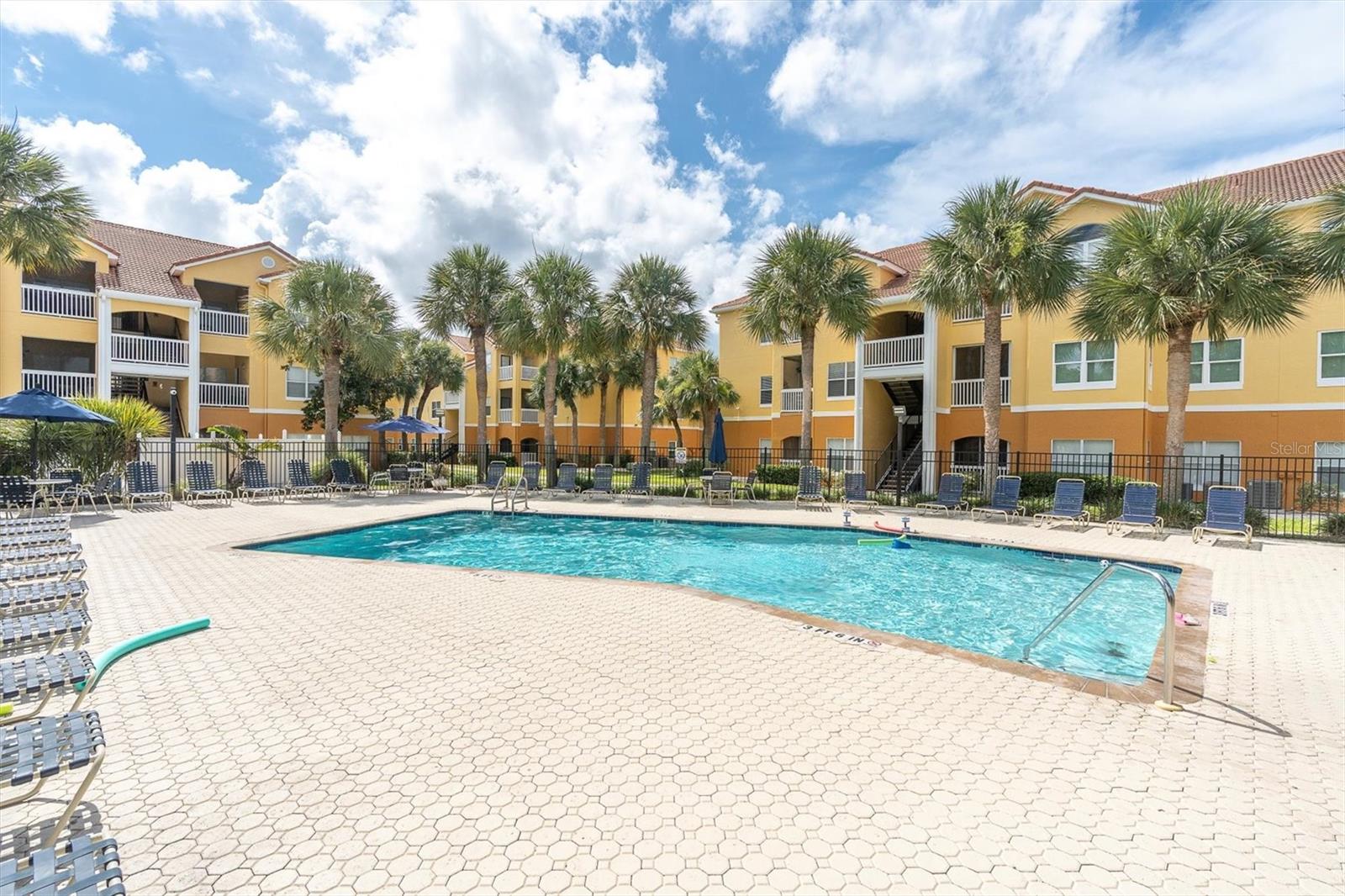 BEACHWAY CONDOS - Residential