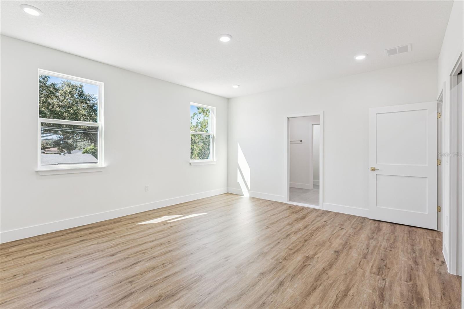NELA ISLE - Residential