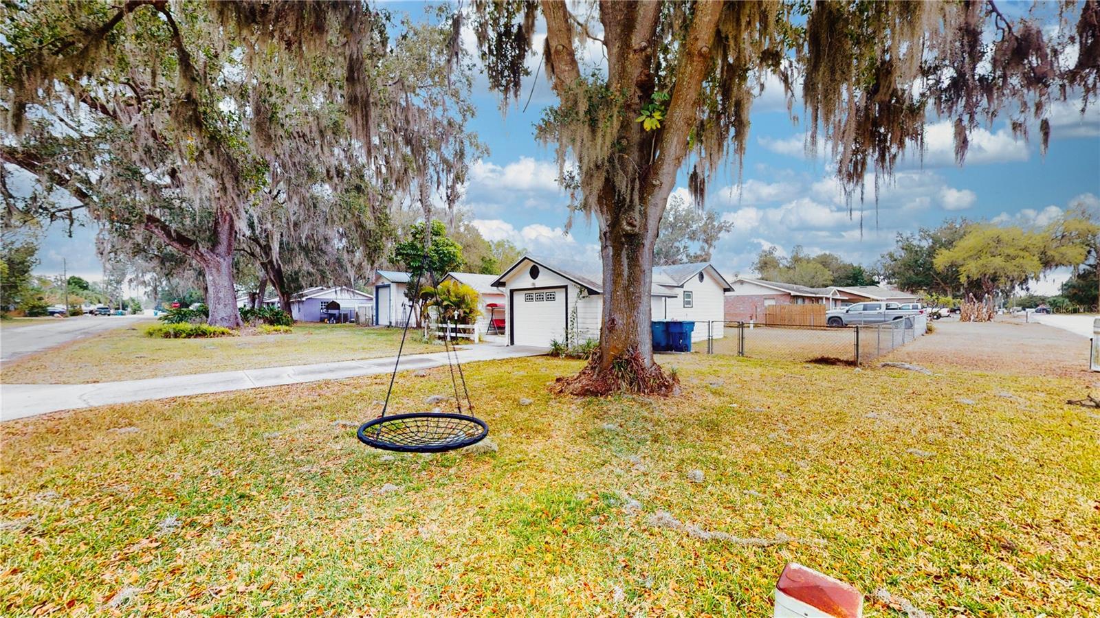 OAKLAND PARK OR A D GILLEYS - Residential