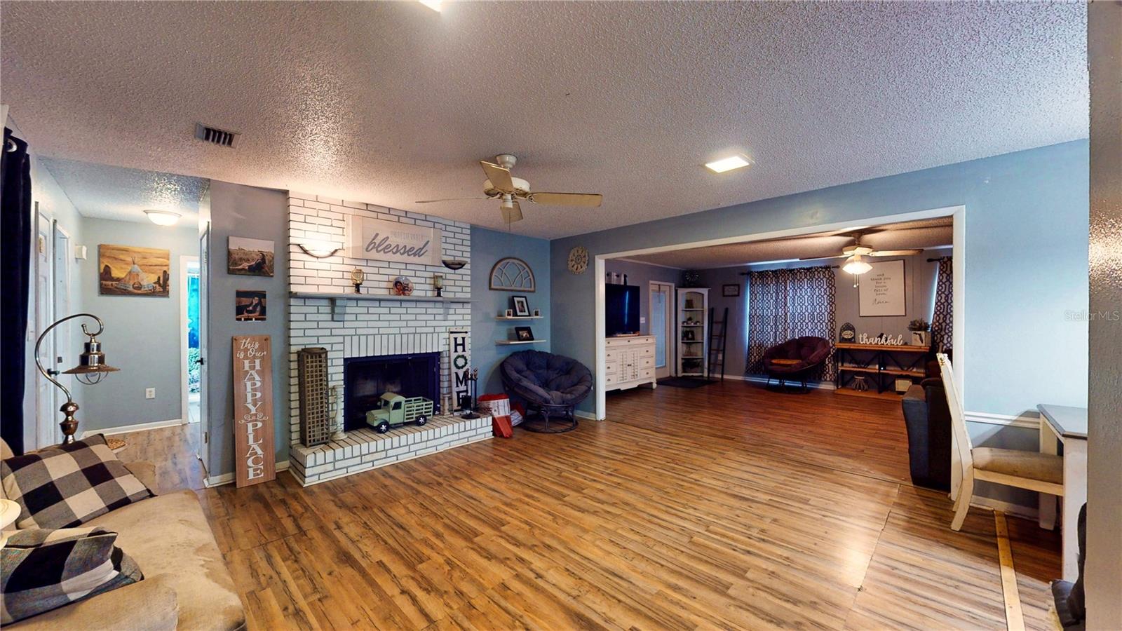 OAKLAND PARK OR A D GILLEYS - Residential