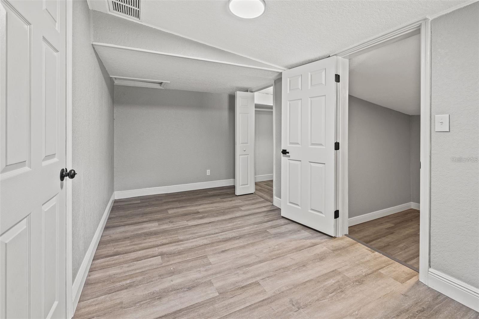 PEELER HEIGHTS - Residential