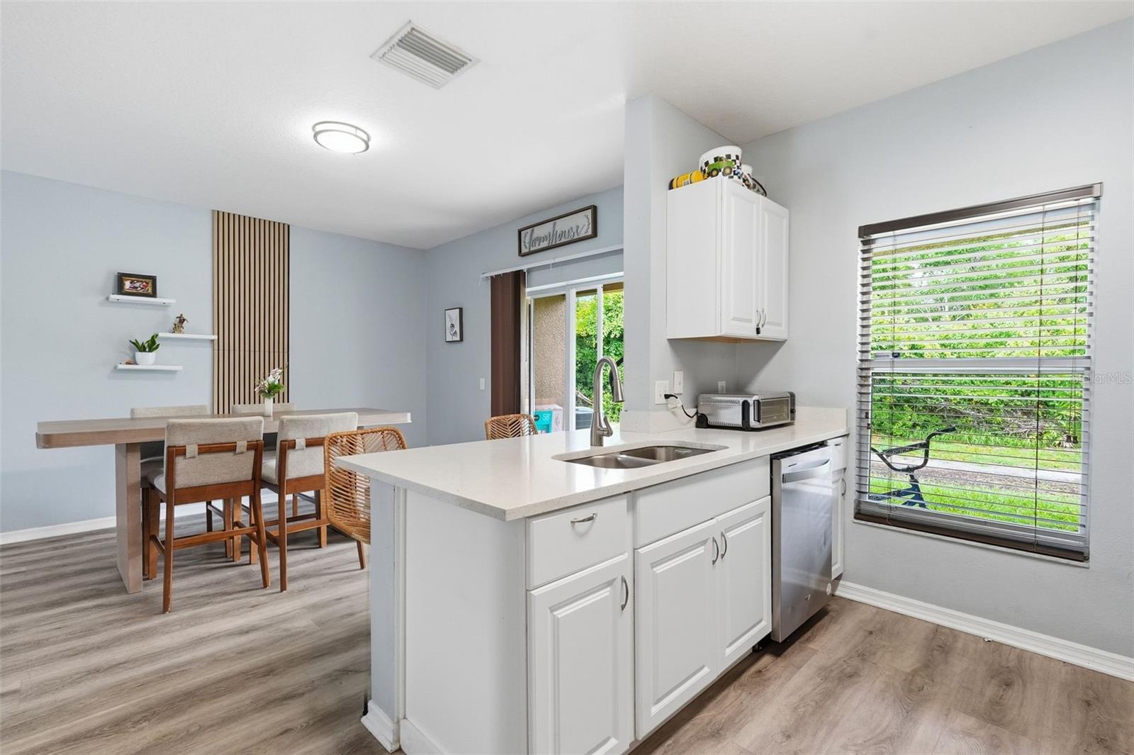 MEADOW POINTE PRCL 16 UNIT 3A - Residential Lease