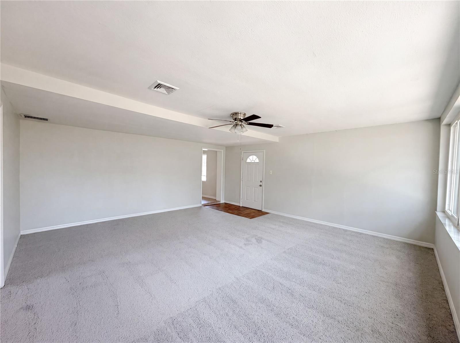 LEESBURG WHISPERING PINES - Residential
