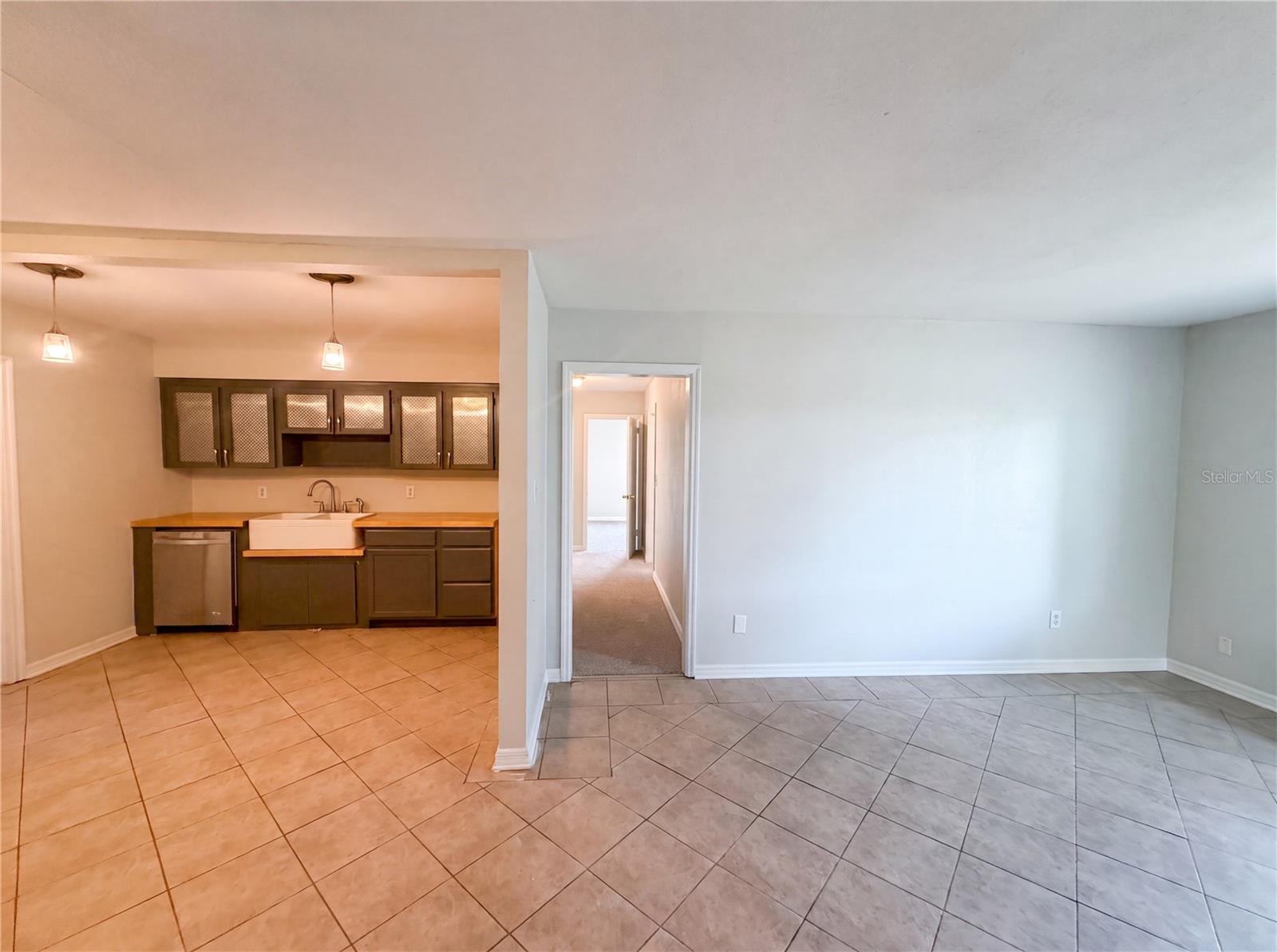 LEESBURG WHISPERING PINES - Residential