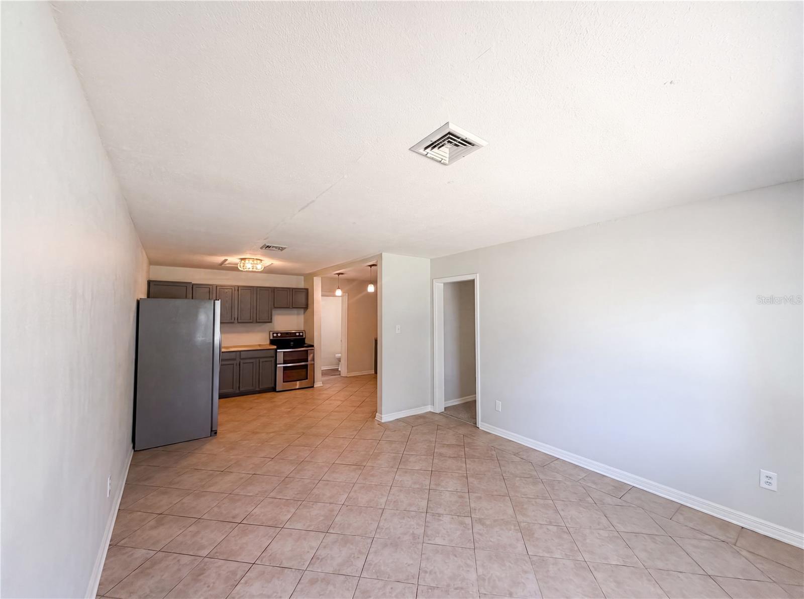 LEESBURG WHISPERING PINES - Residential