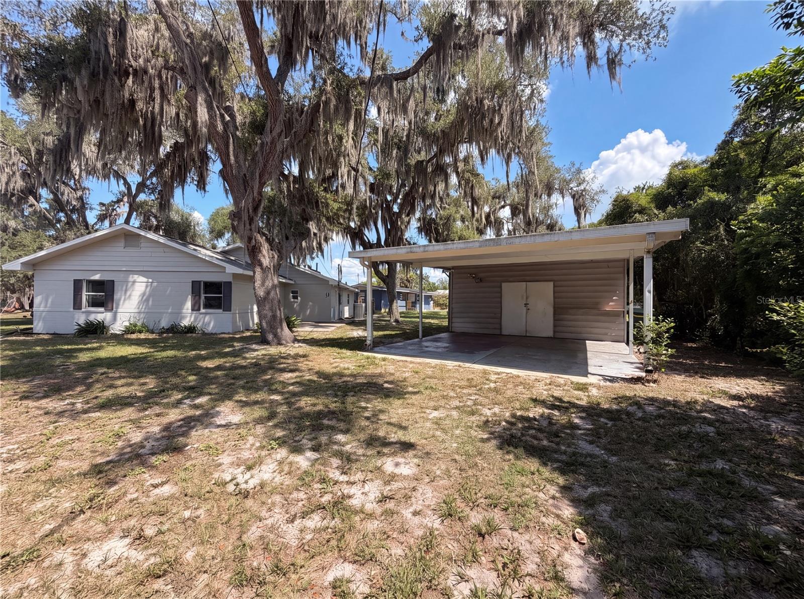 LEESBURG WHISPERING PINES - Residential