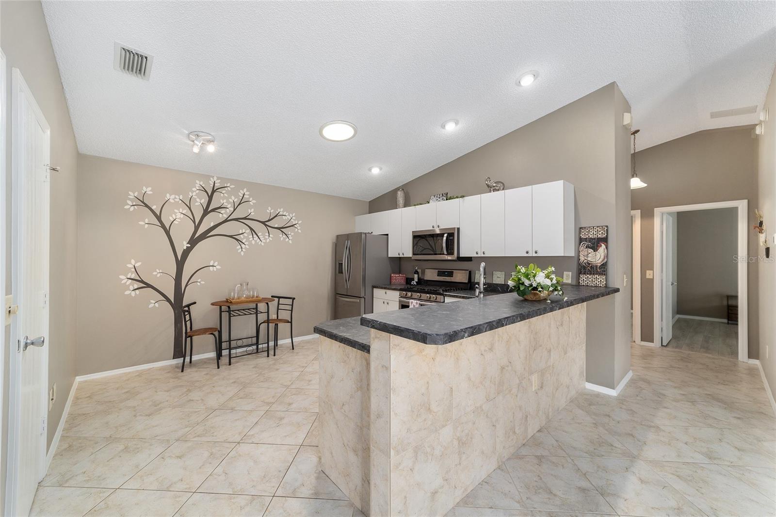 VILLAGES/MARION VILLAS/SHERWOO - Residential