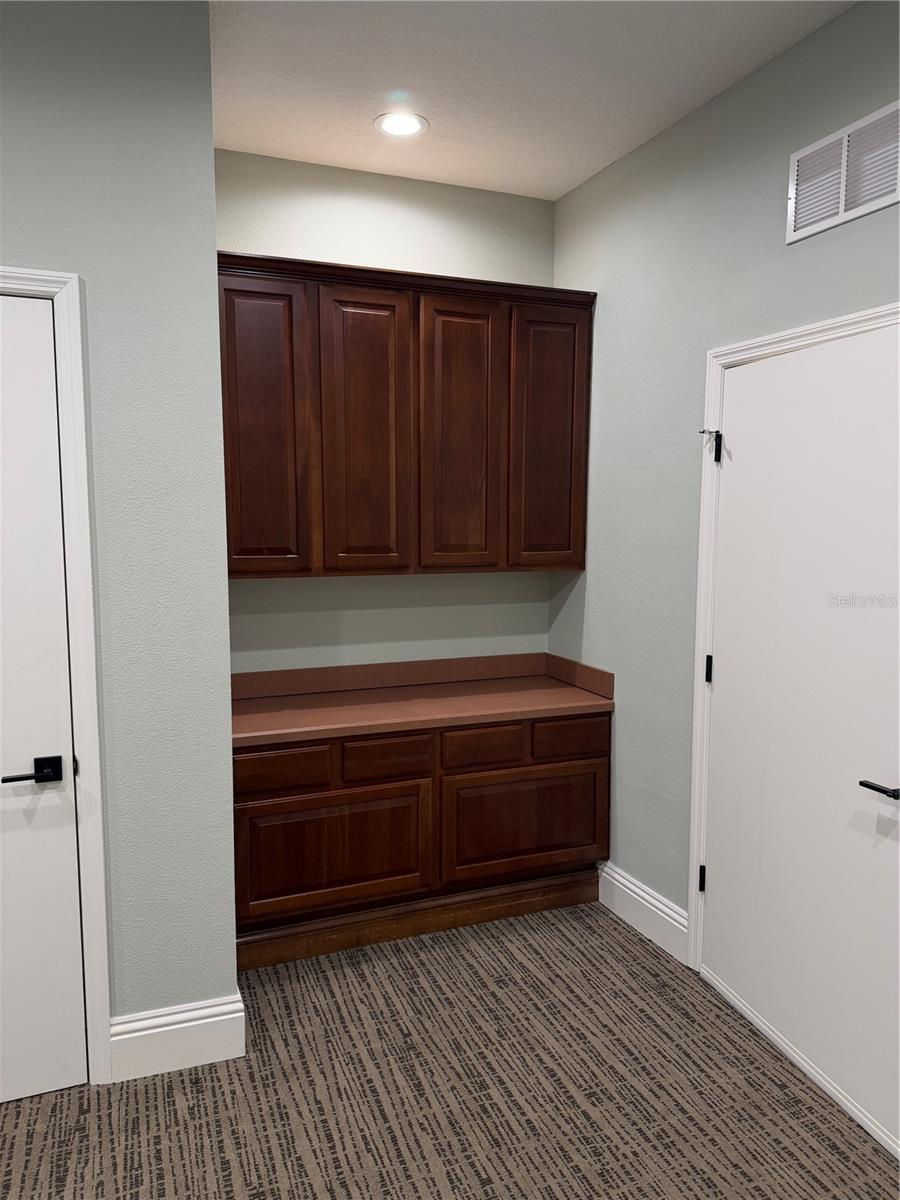 ARTESIA SUB - Commercial Lease