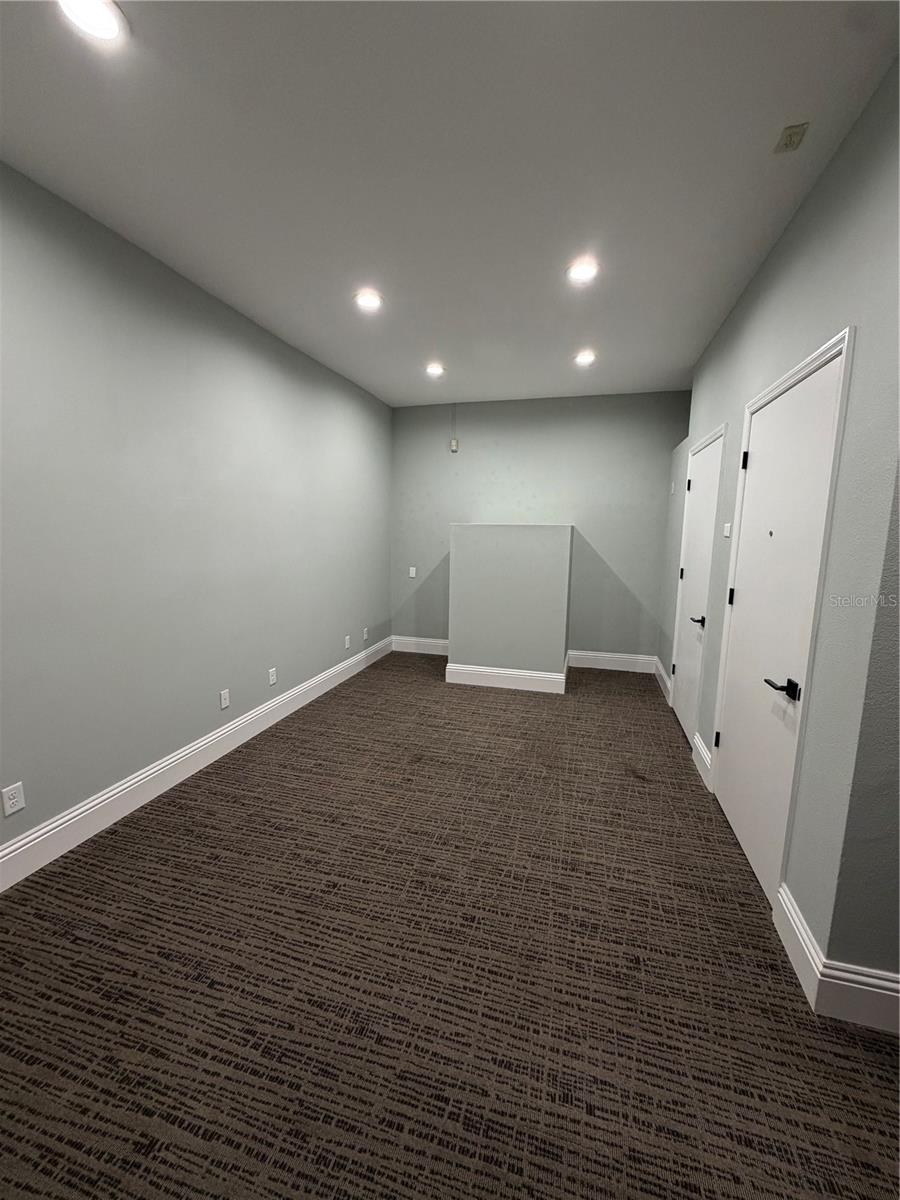 ARTESIA SUB - Commercial Lease