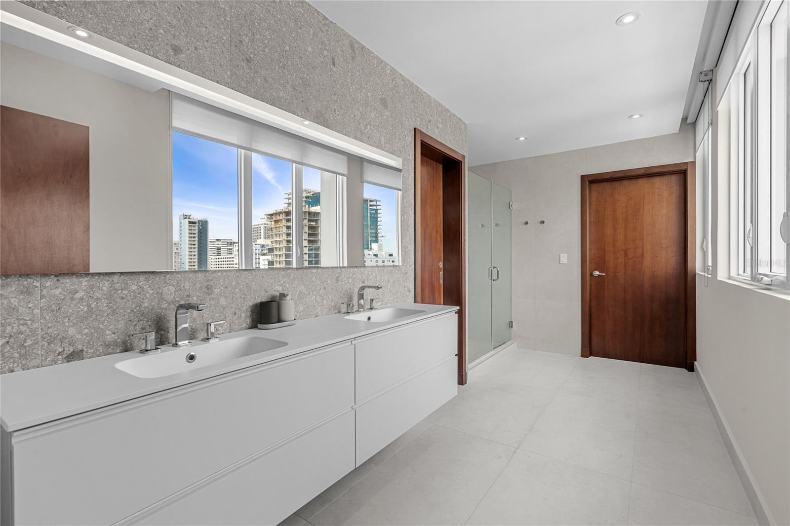 CONDADO - Residential