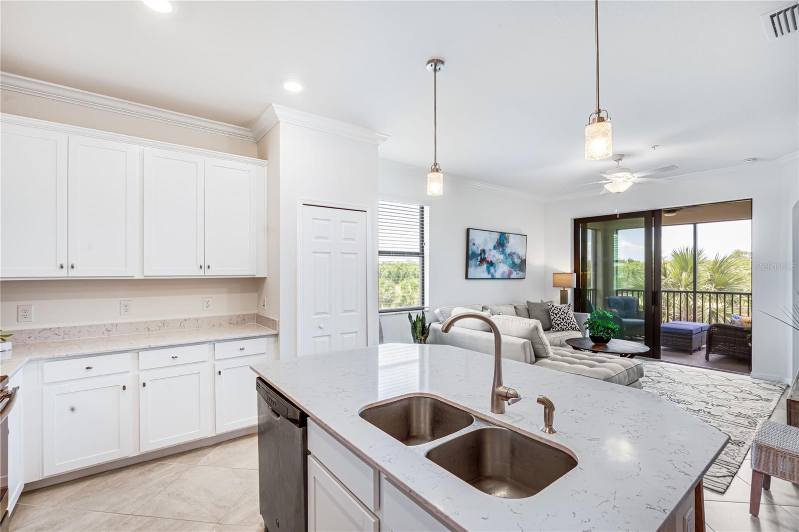 LAKEWOOD NATIONAL - Residential