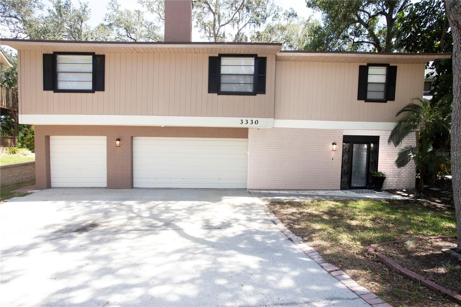 BRIARWOOD - Residential