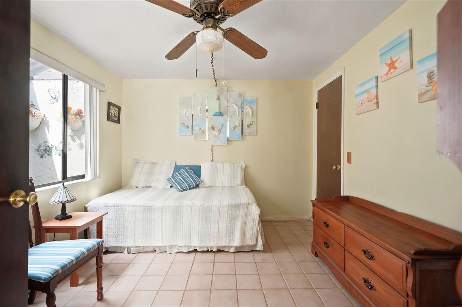 BEACON WOODS VILLAGE - Residential