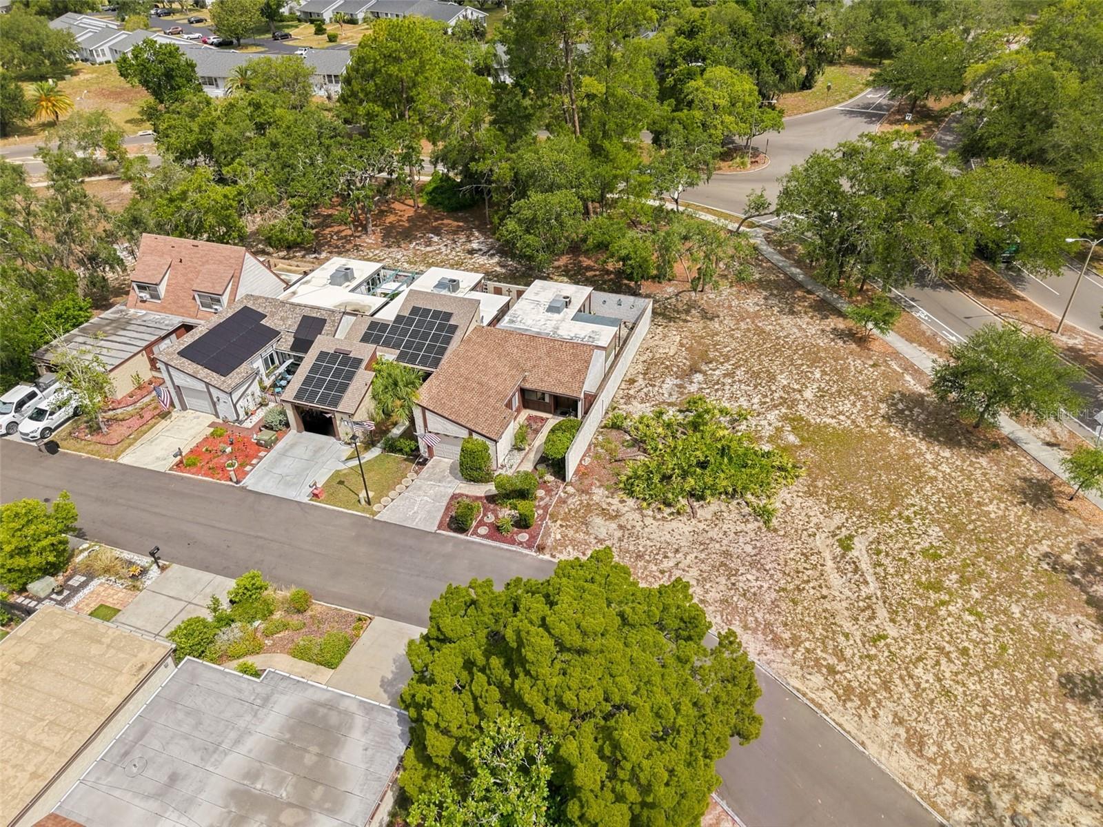 BEACON WOODS VILLAGE - Residential