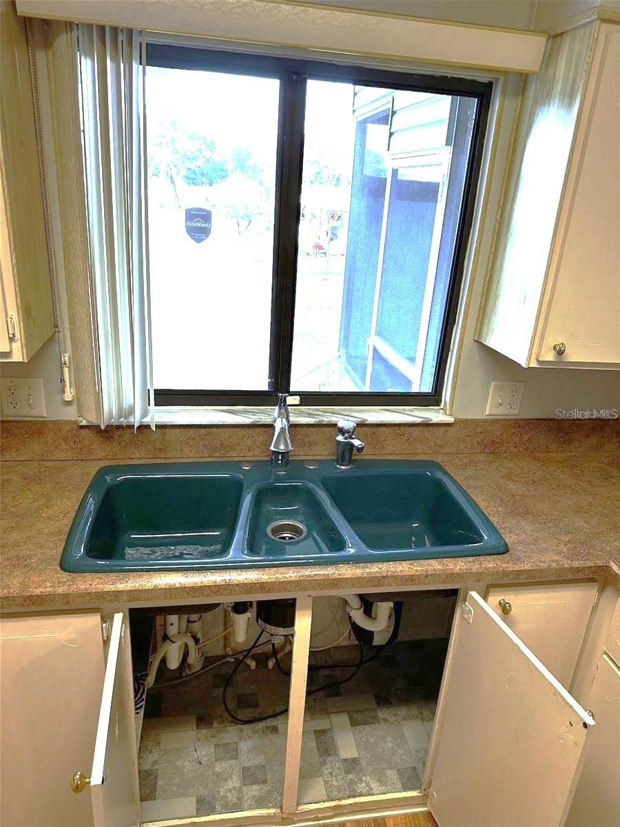 BRIAR CREEK MOBILE HOME COMMUNITY II CONDO - Residential