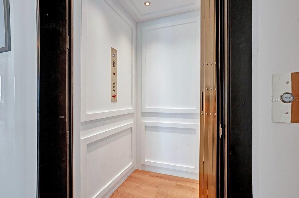 WINDERMERE - Residential