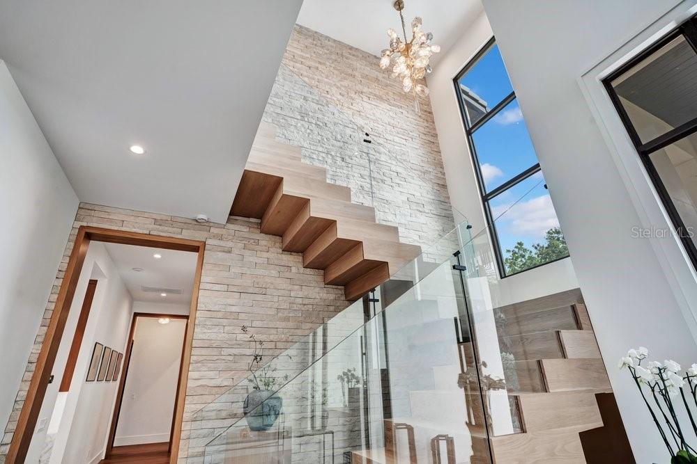 WINDERMERE - Residential