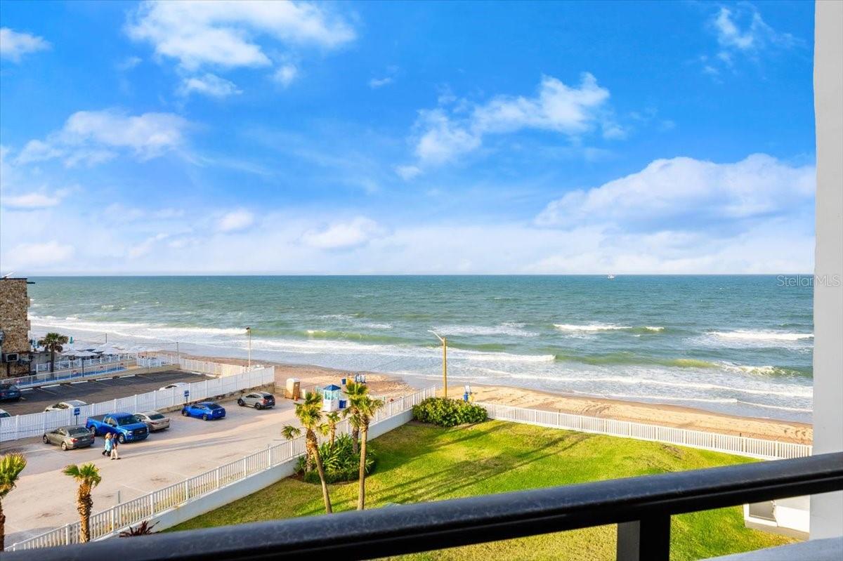 ALIKI ATRIUM CONDO - Residential