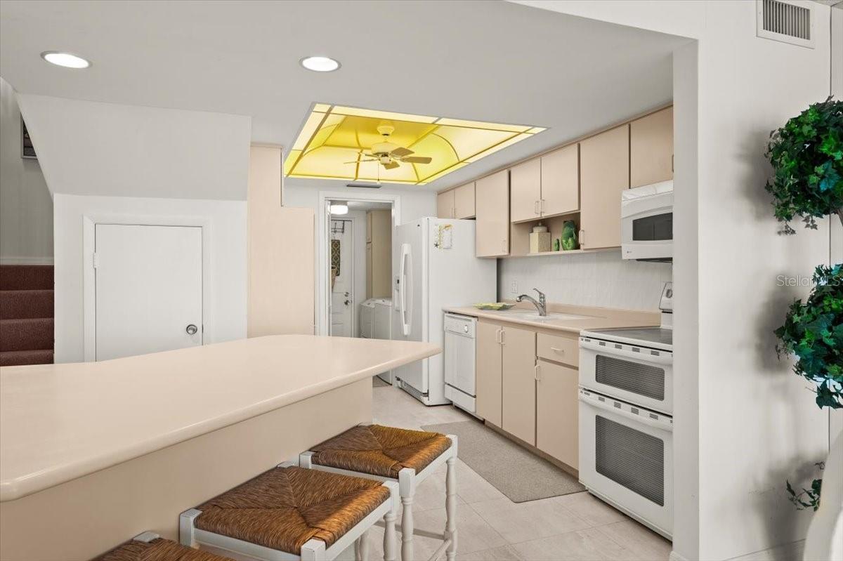 ALIKI ATRIUM CONDO - Residential