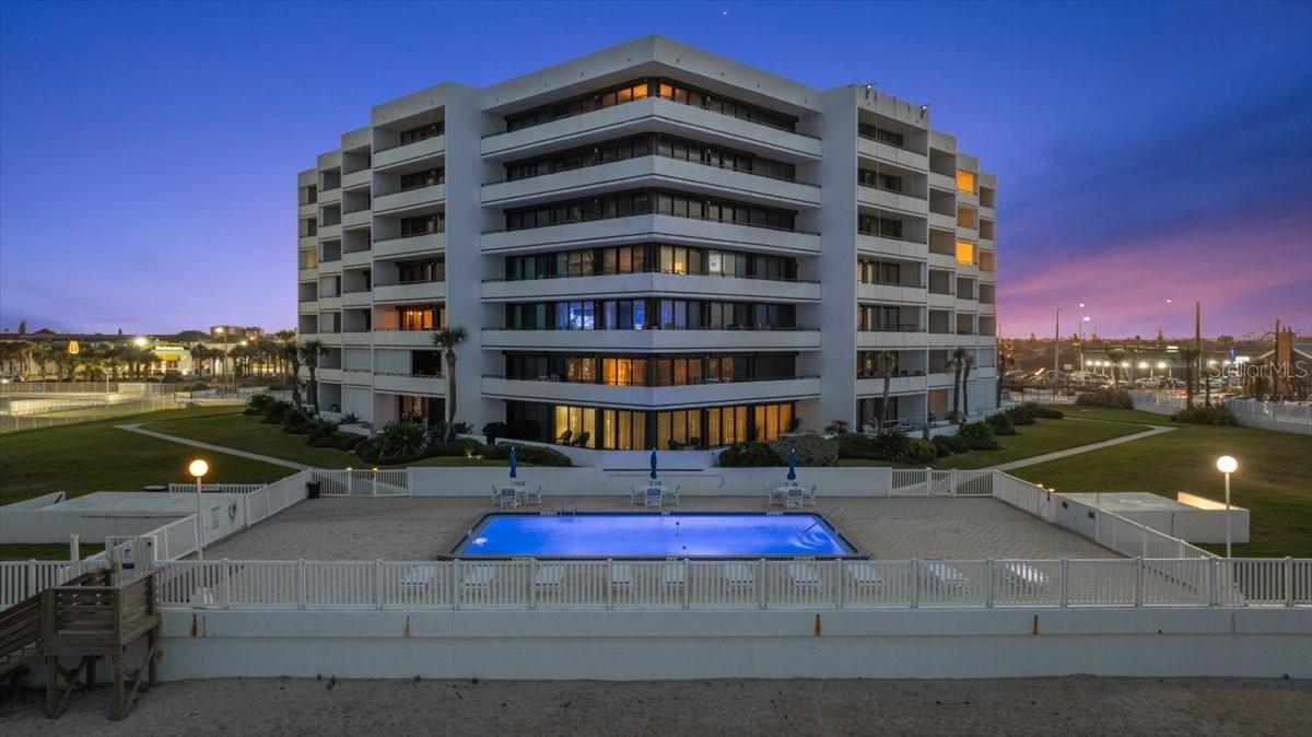 ALIKI ATRIUM CONDO - Residential