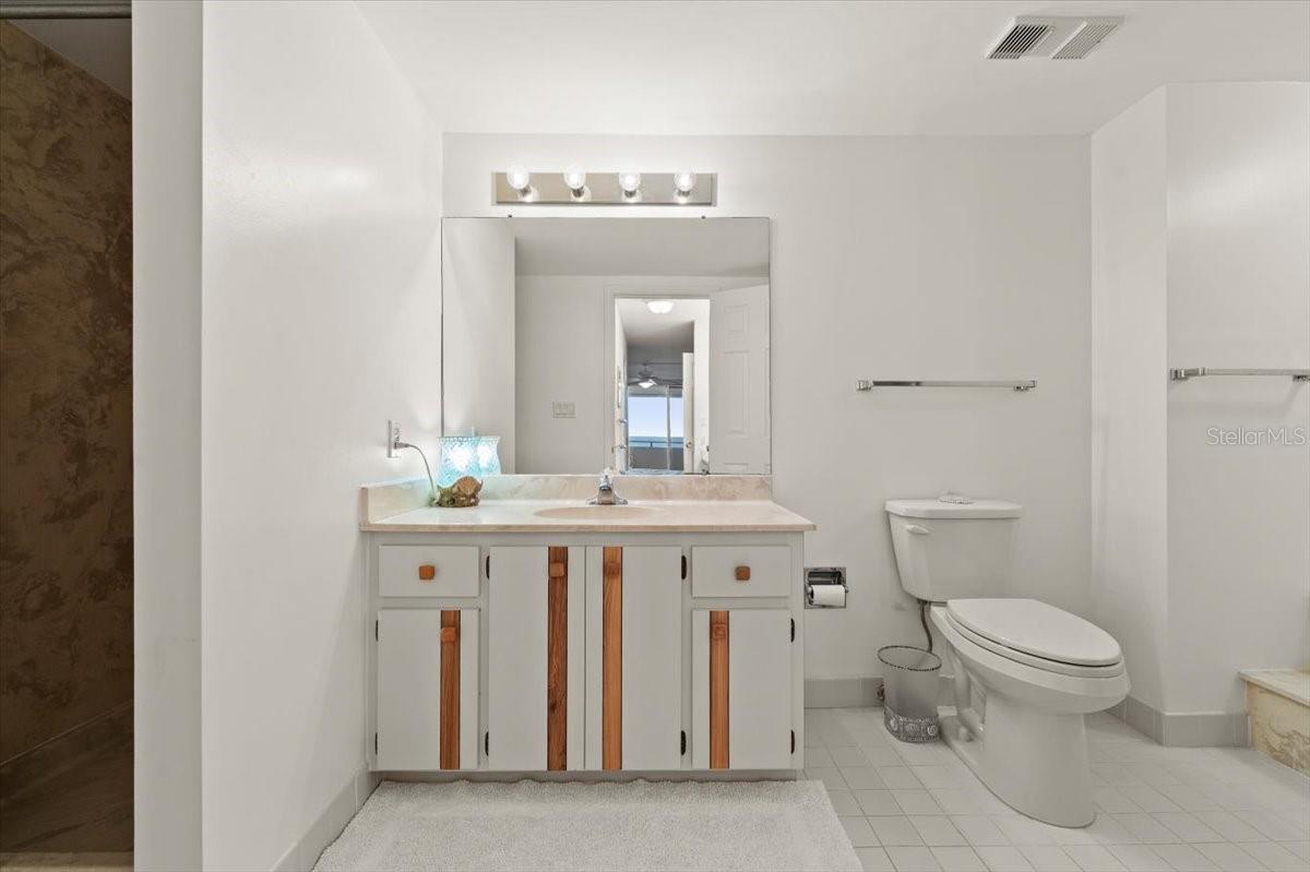 ALIKI ATRIUM CONDO - Residential