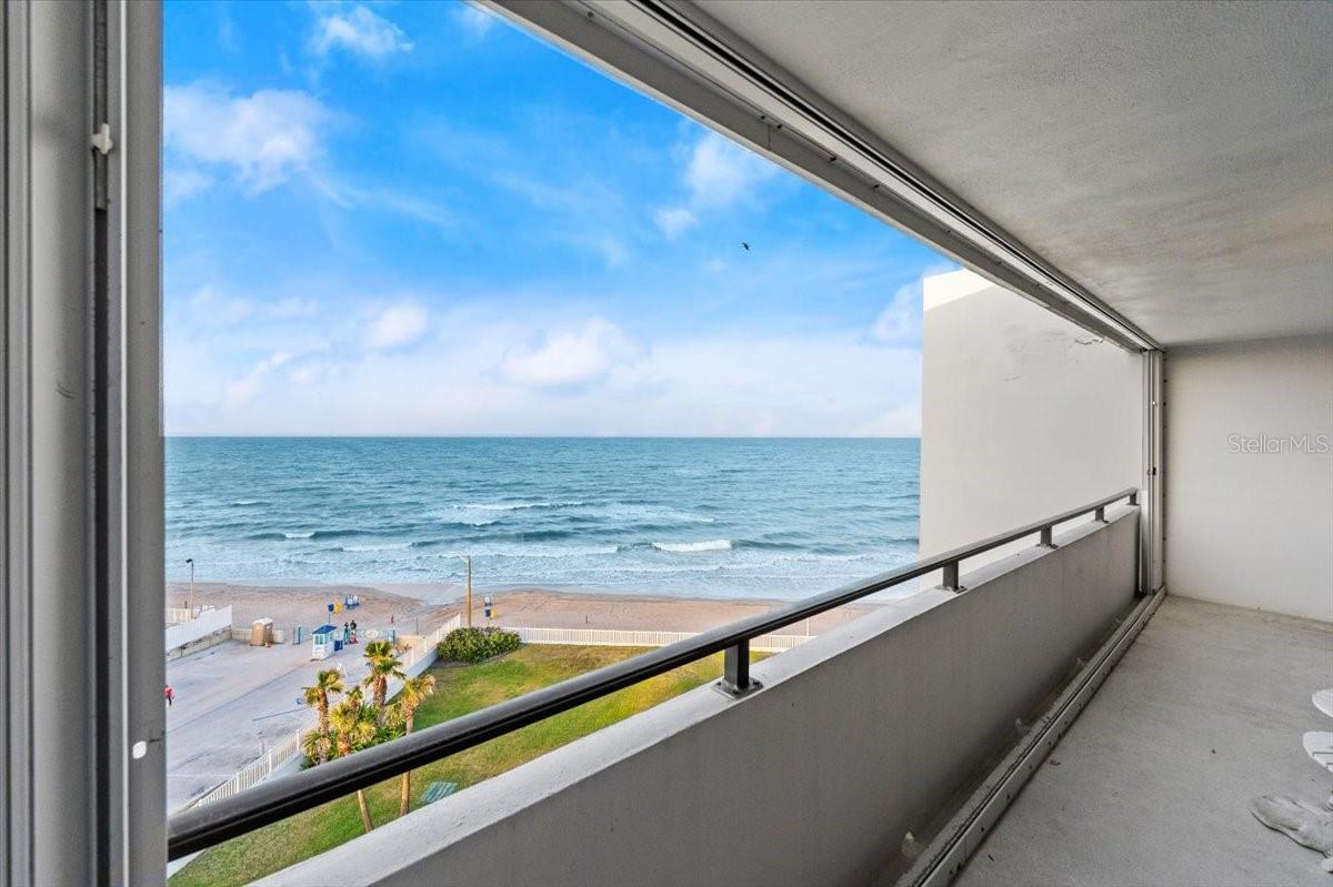ALIKI ATRIUM CONDO - Residential