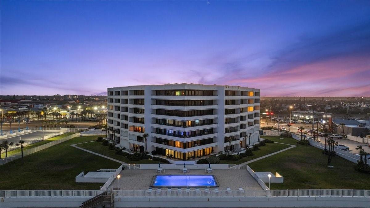 ALIKI ATRIUM CONDO - Residential