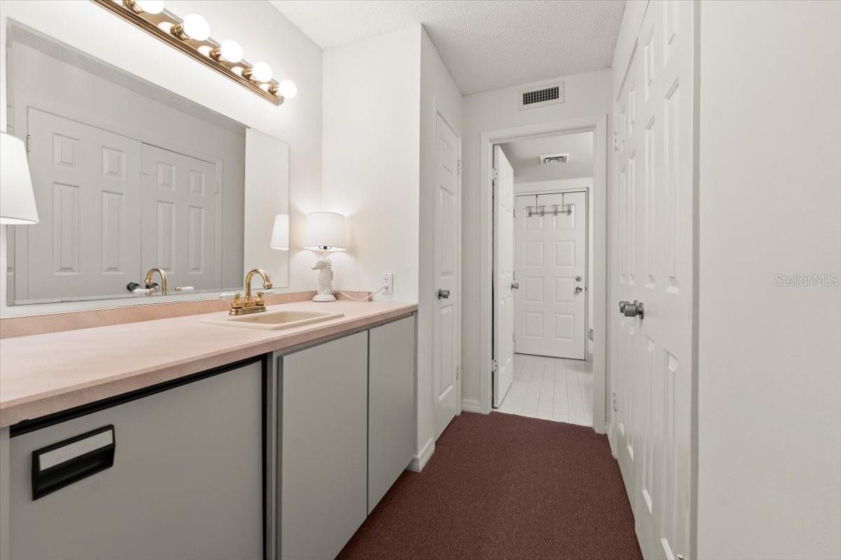 ALIKI ATRIUM CONDO - Residential