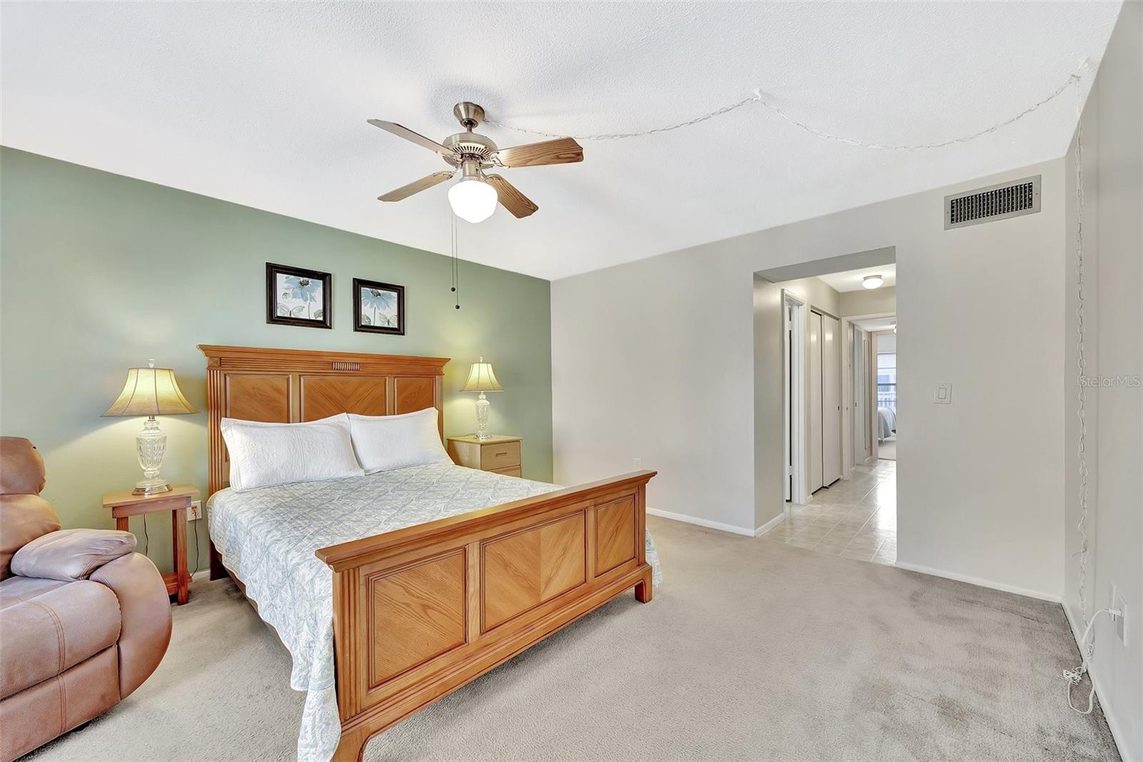 ISLANDER THE CONDO - Residential