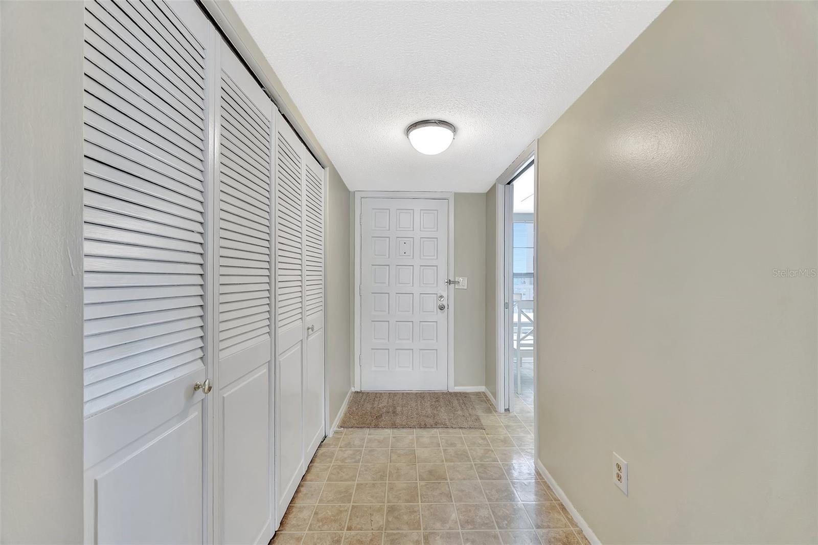 ISLANDER THE CONDO - Residential