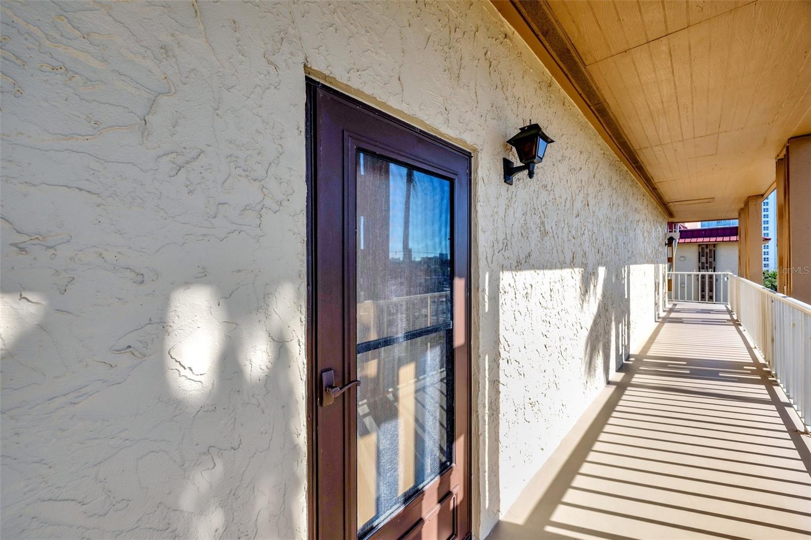 ISLANDER THE CONDO - Residential
