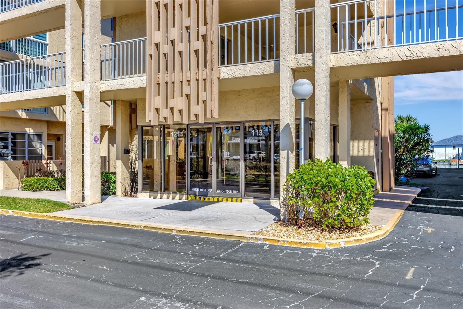 ISLANDER THE CONDO - Residential