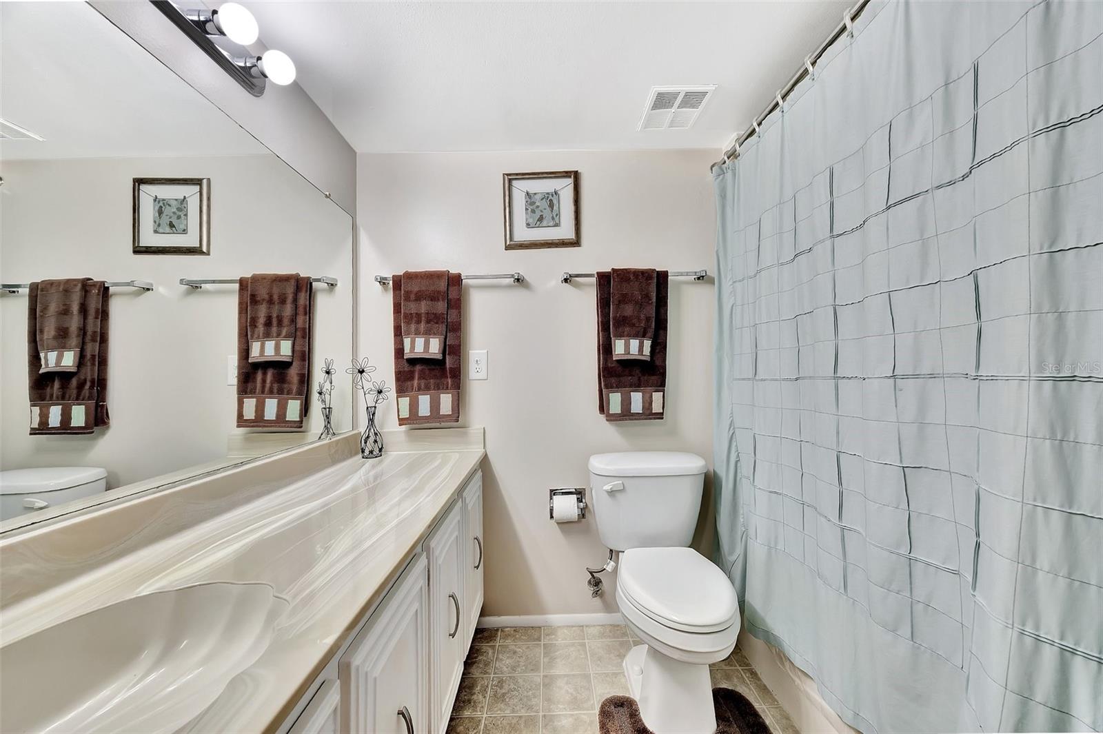 ISLANDER THE CONDO - Residential
