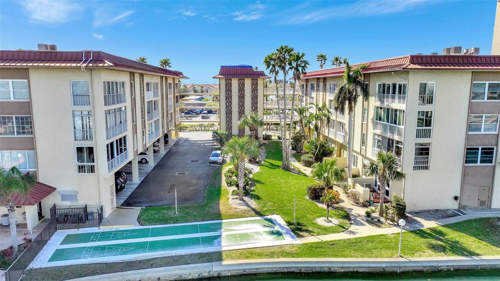 ISLANDER THE CONDO - Residential