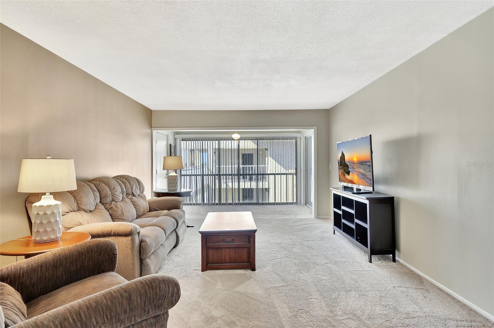 ISLANDER THE CONDO - Residential