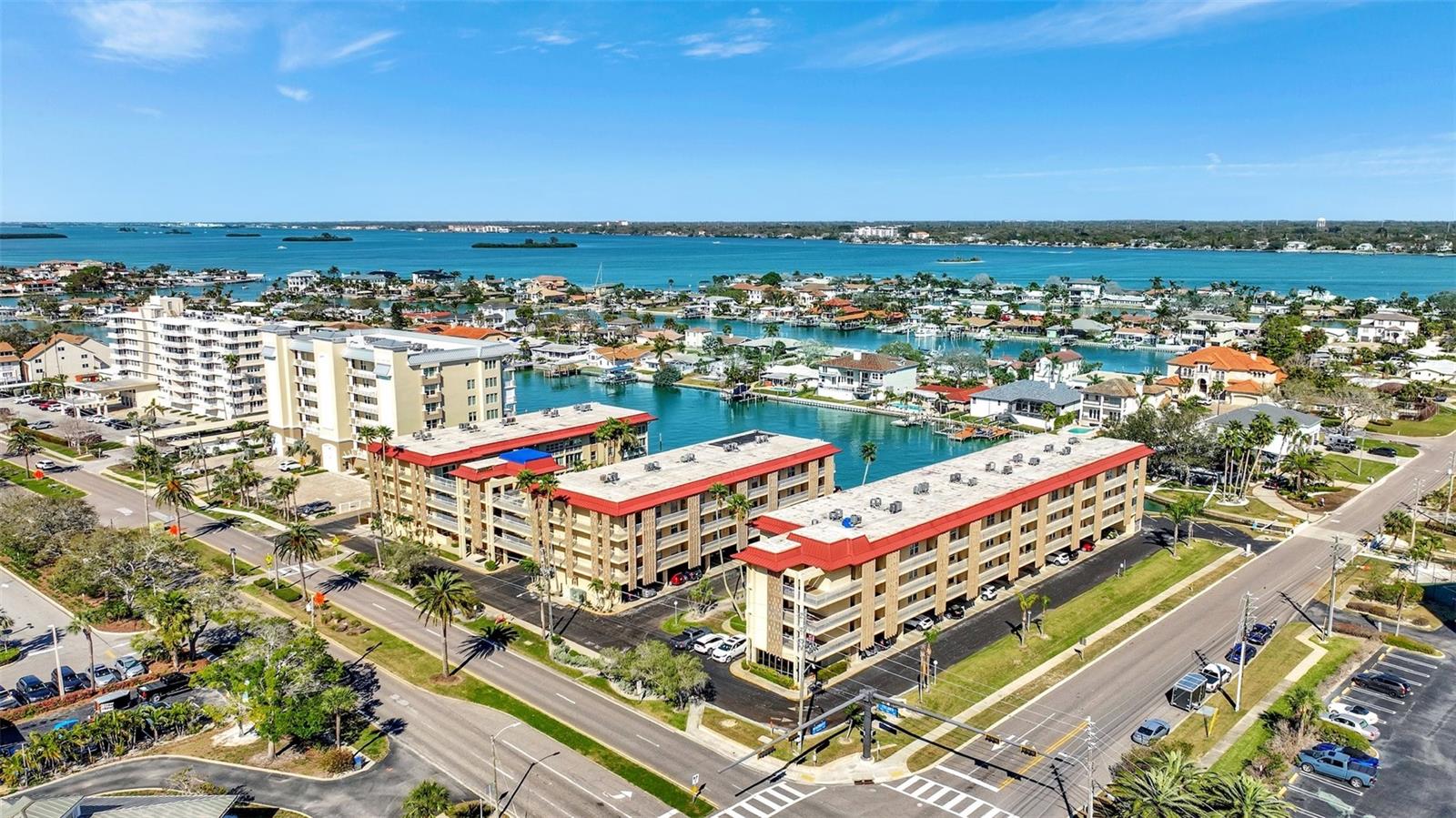 ISLANDER THE CONDO - Residential