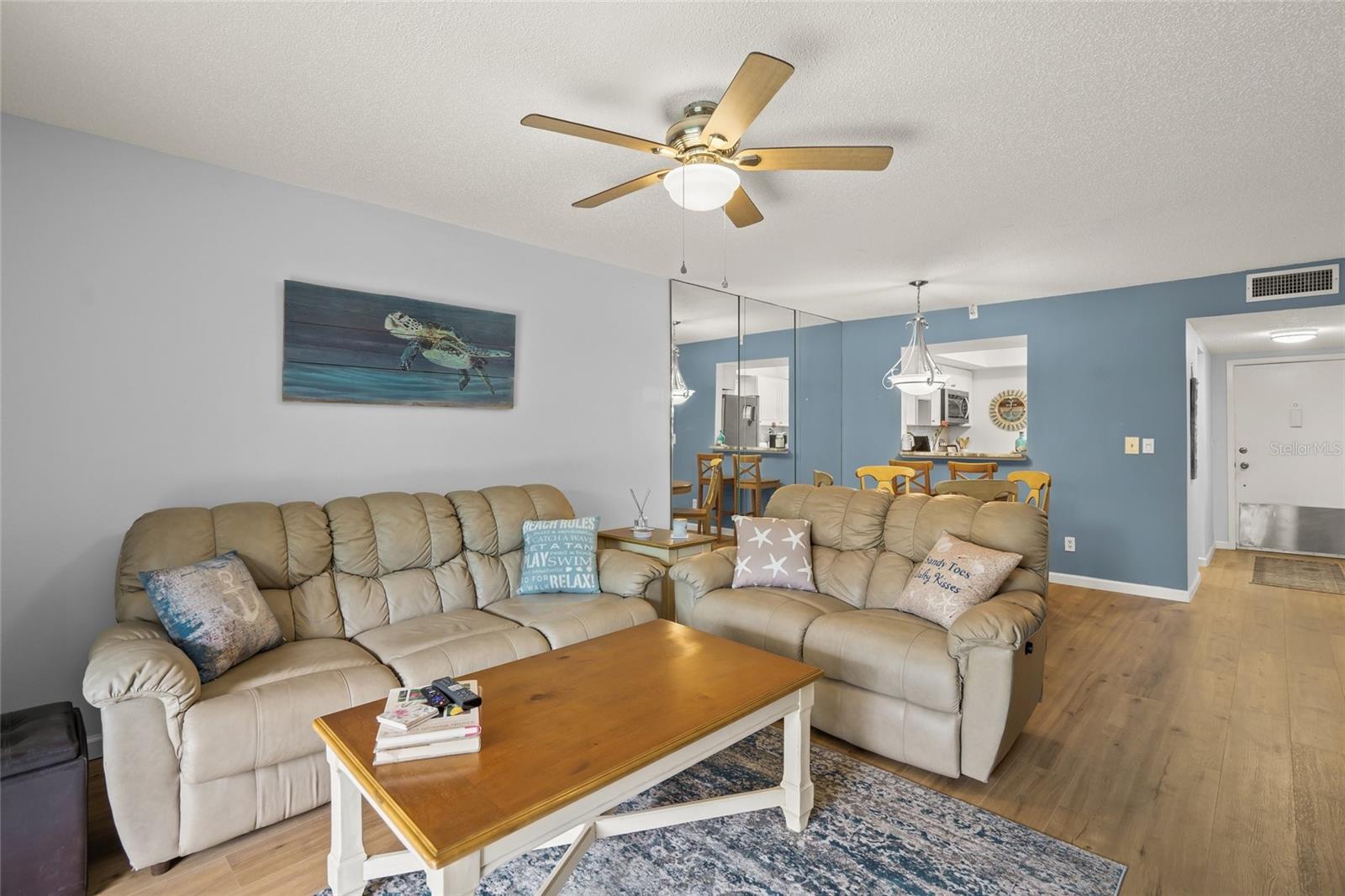 GLEN OAKS GARDEN APTS 2 PH2 - Residential