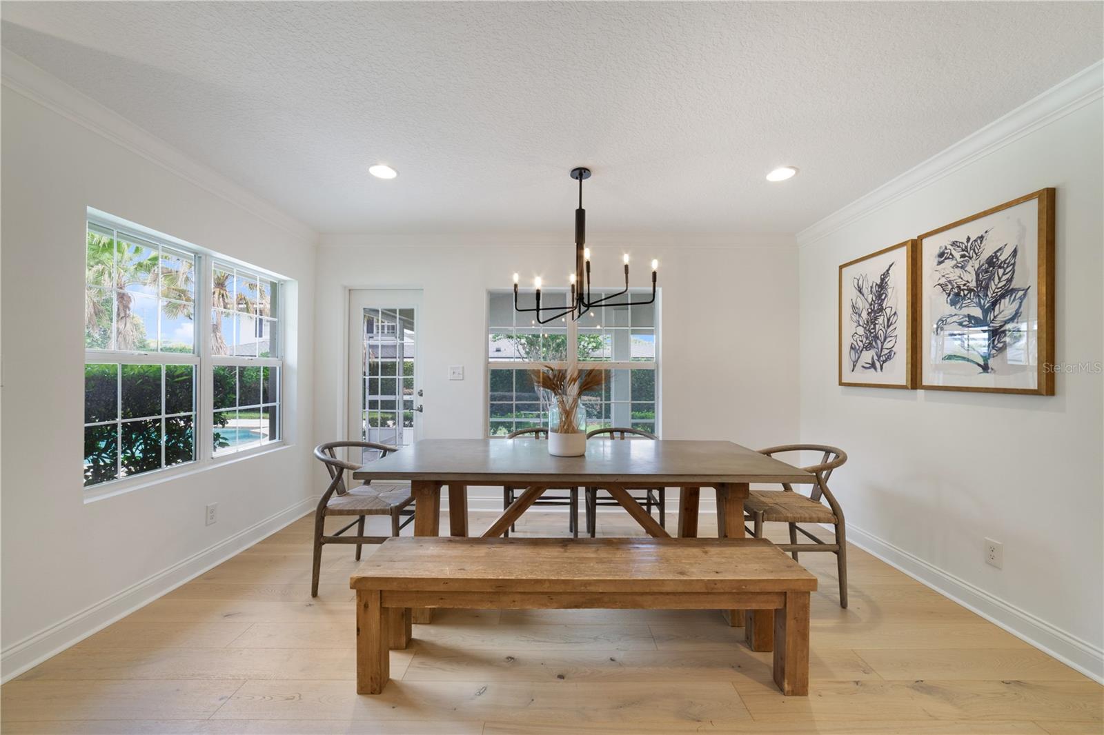 KINGS ROW - Residential
