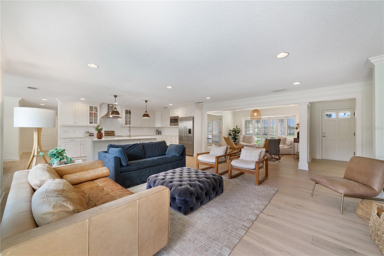 KINGS ROW - Residential