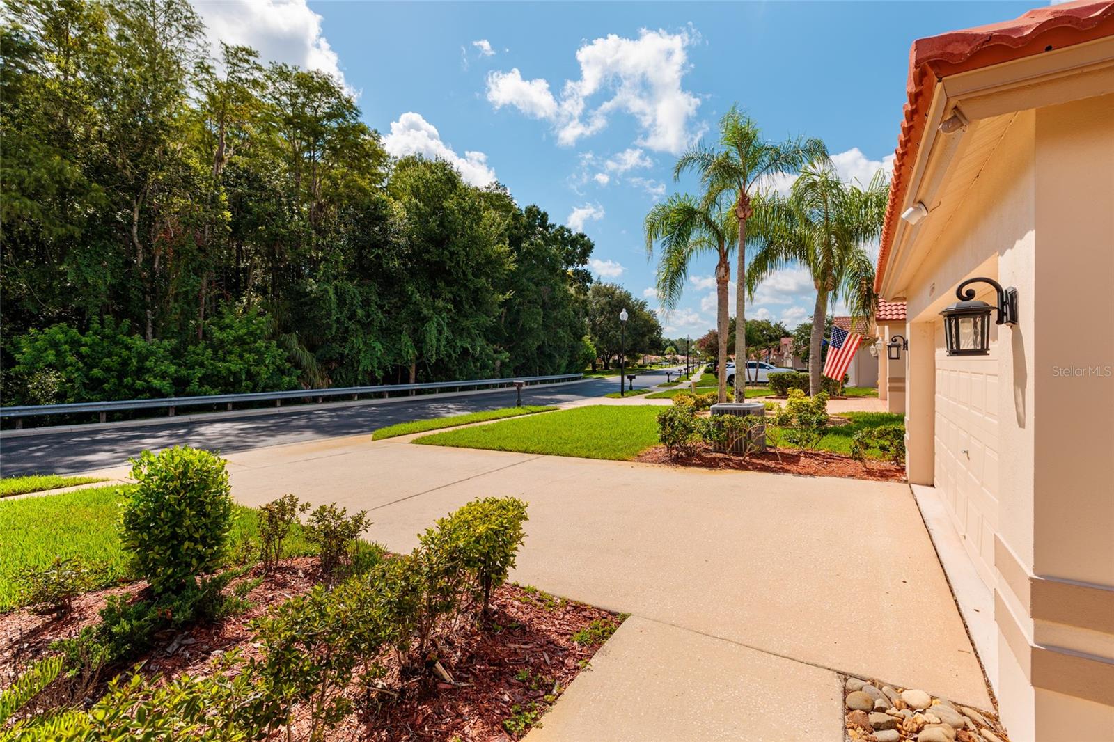 CRESCENT OAKS COUNTRY CLUB 3 - Residential