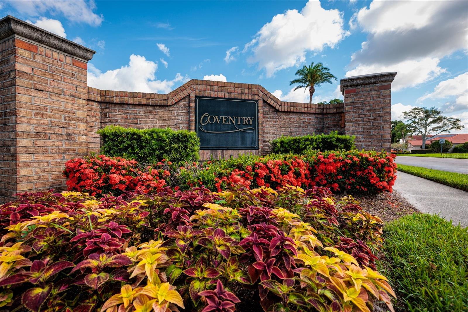 CRESCENT OAKS COUNTRY CLUB 3 - Residential