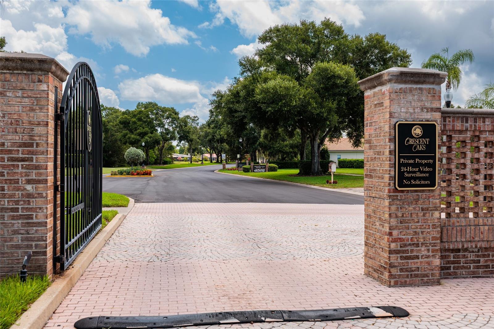CRESCENT OAKS COUNTRY CLUB 3 - Residential